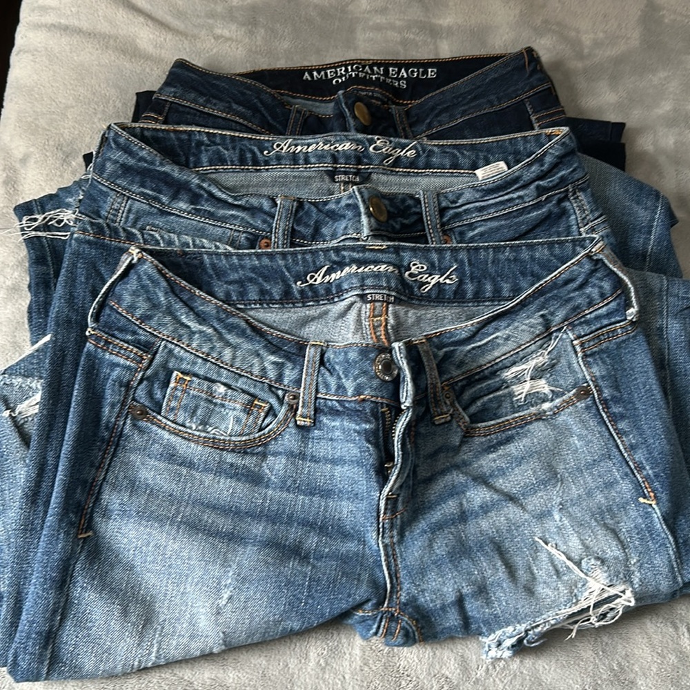 Three Pcs American Eagle Ripped jeans ( slightly used ) sizes ( 00, 2, 4 )
